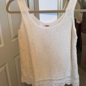 Cream tank w lace